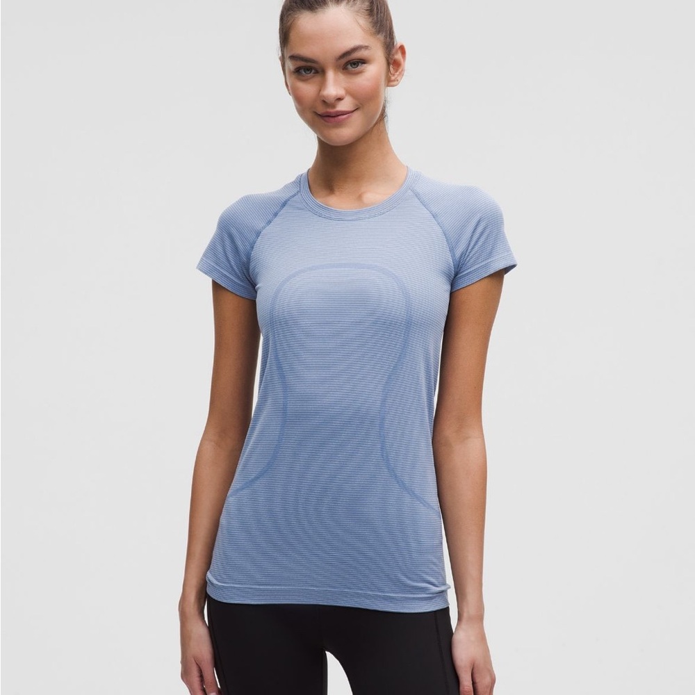 Lululemon Blue Short Sleeve Athletic Top